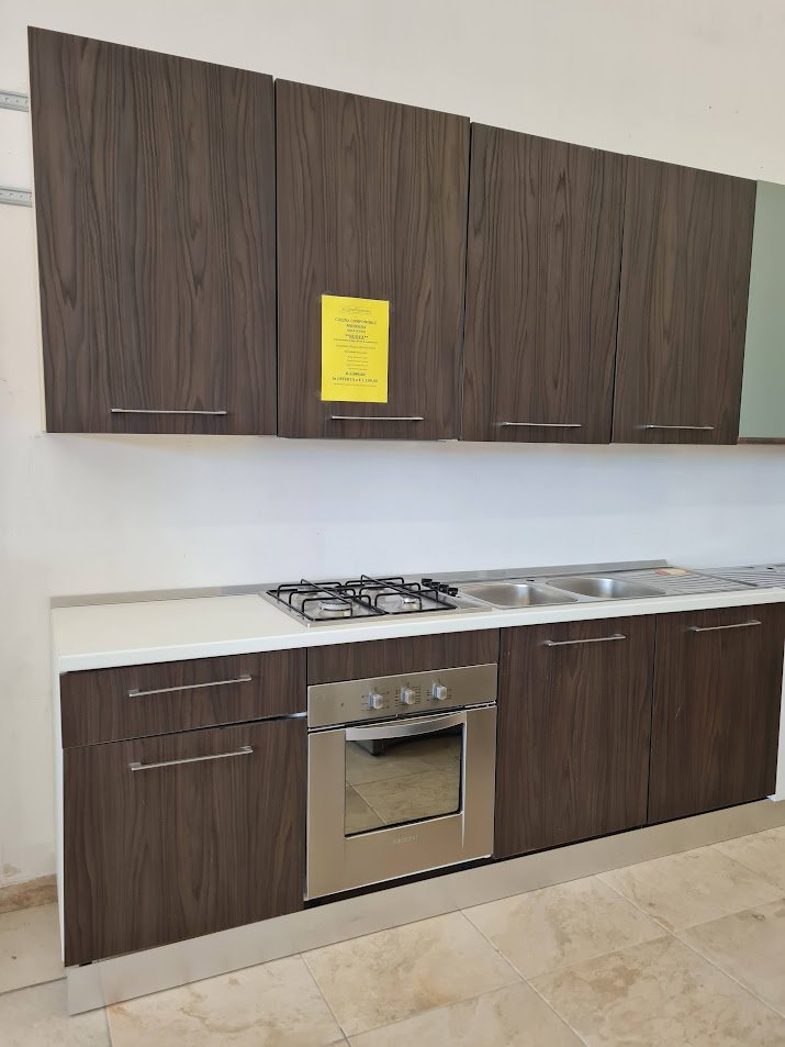 CUCINA COMPONIBILE EFFETTO LEGNO ***NUOVA*** - immagine 2