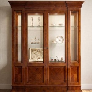 VETRINETTA CRISTALLIERA IN LEGNO LINEA CLASSICA € 420,00 DIMENSIONE: 170cmL x 215cmH x 40cmP